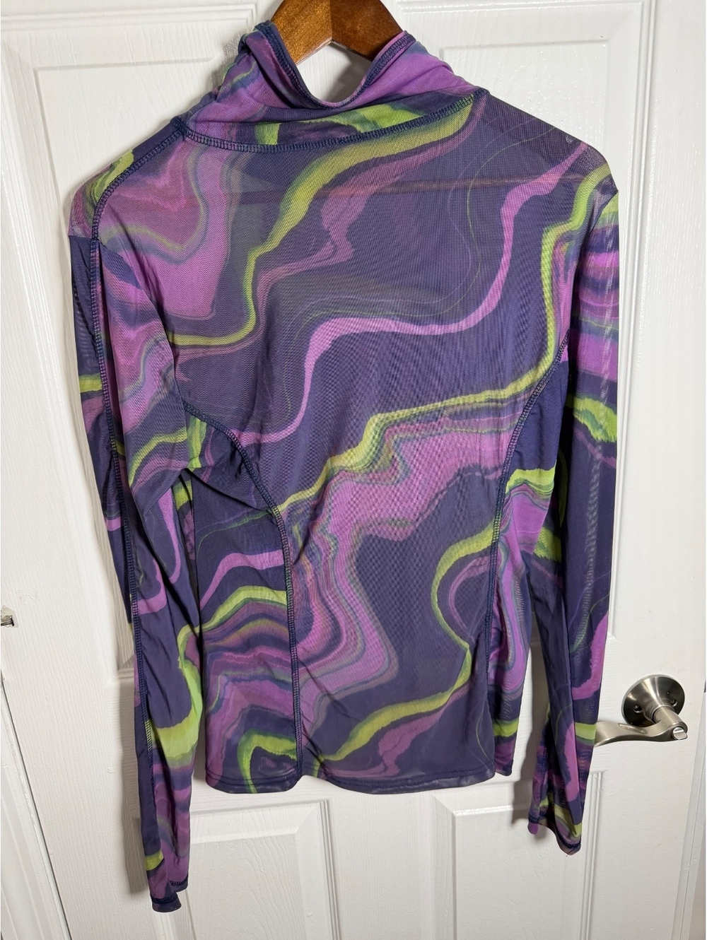 Fabletics Multicolor Swirl Mesh Top - Picture 4 of 6